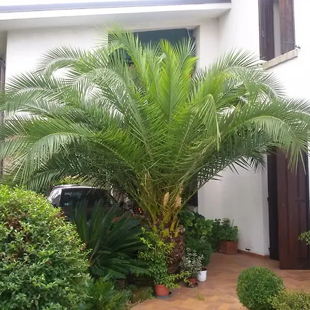 La Cascina Bed and breakfast